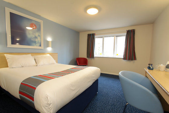 Travelodge Cirencester Room photo